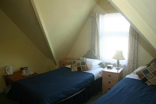 Guesthouse 24-7 The Old Knoll Guesthouse Newport  Extérieur photo